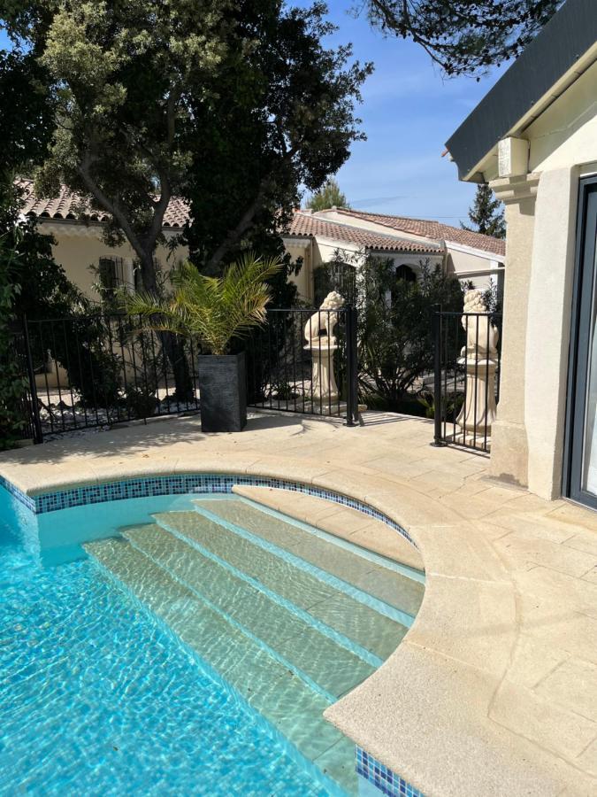 Gite Des Estelles "Axel" Avec Espace Jacuzzi Cavaillon Exterior photo