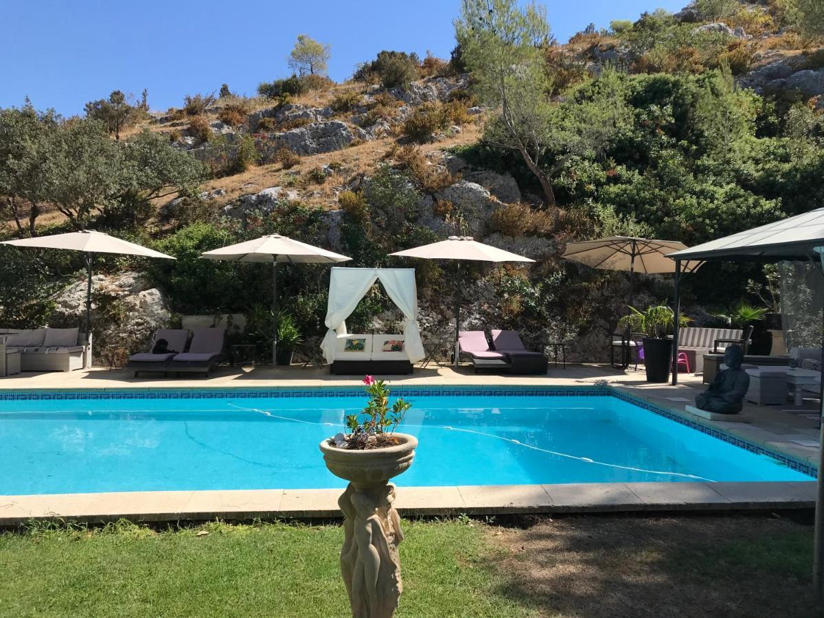 Gite Des Estelles "Axel" Avec Espace Jacuzzi Cavaillon Exterior photo
